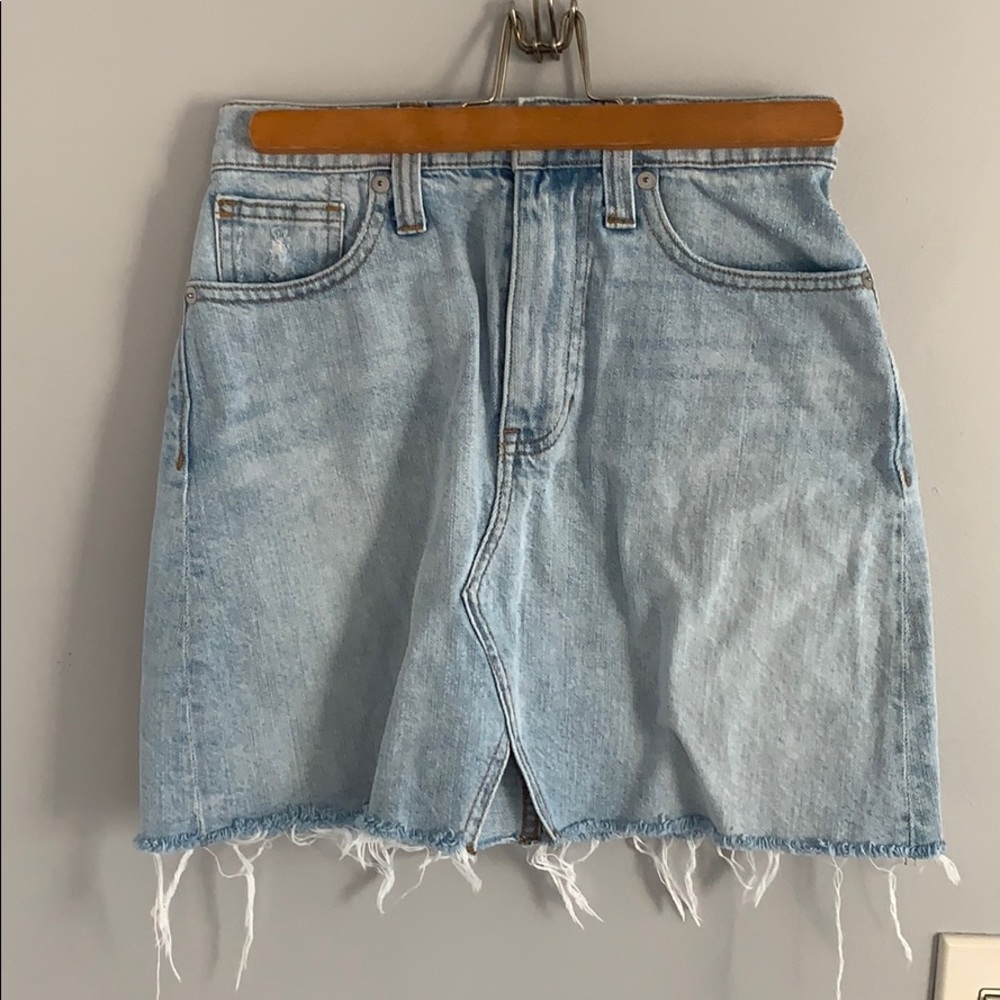 Madewell rigid denim- A line mini skirt